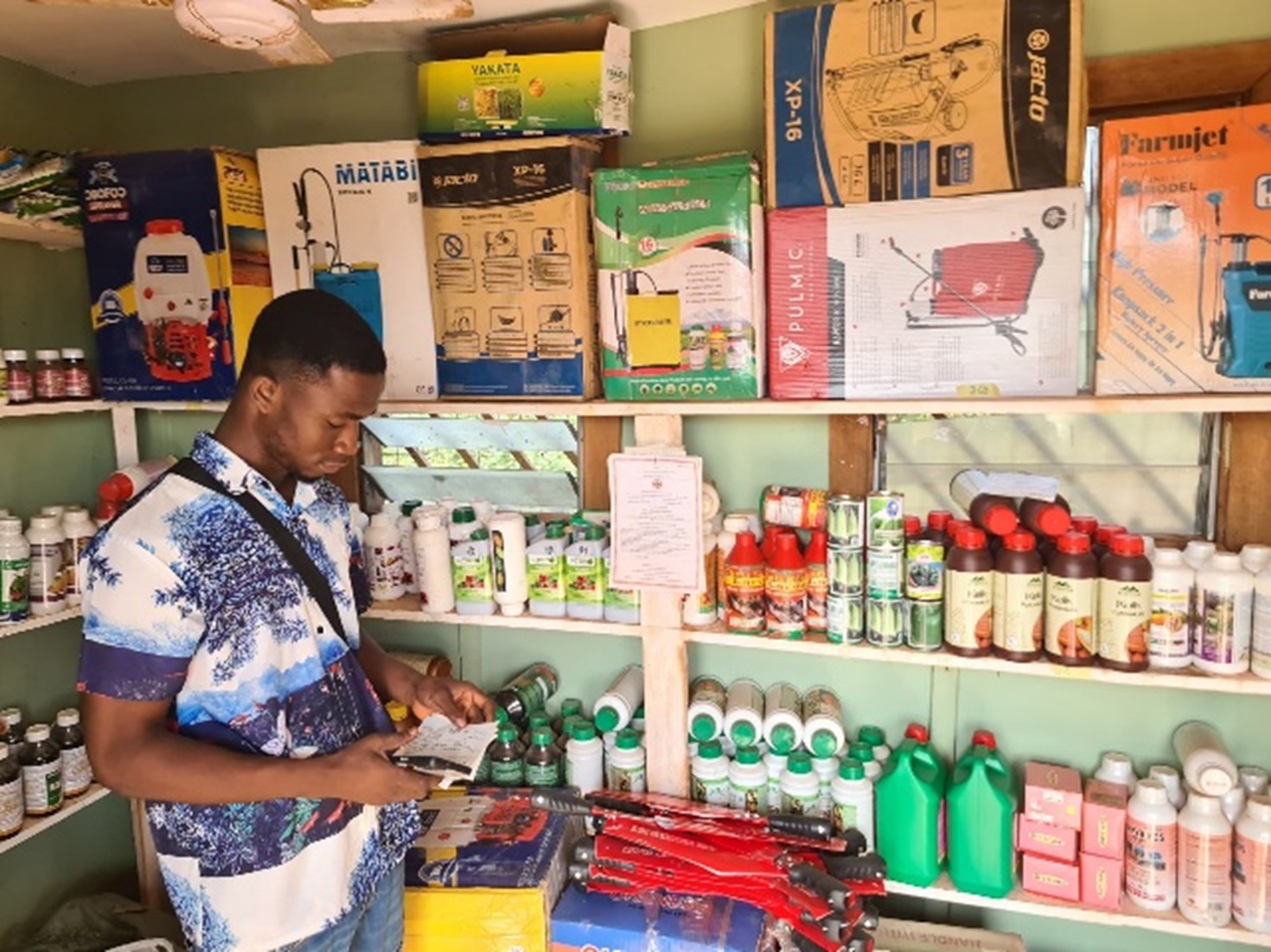 Strengthening Service Delivery Through Cocoa Hubs in Ghana